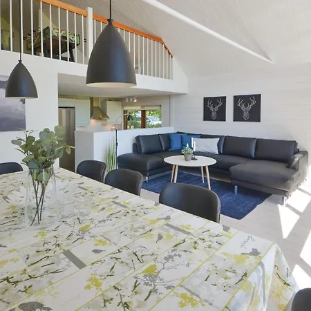度假居 Three-Bedroom Holiday Home In Ebeltoft *